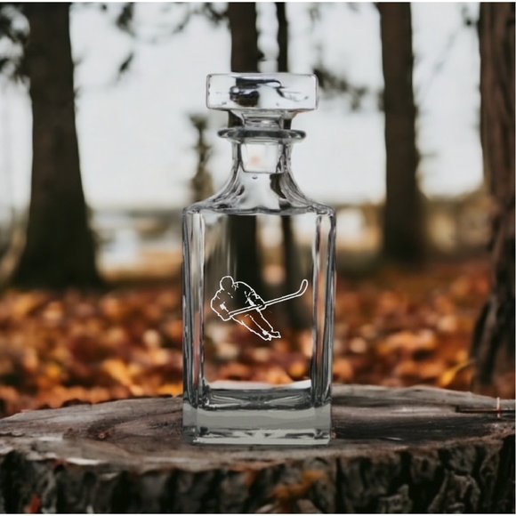 Hockey Player Decanter 26 Oz Bourbon Whiskey Premium Glass  Hockey Player Decanter 26 Oz Bourbon Whisky Glass Sports Customize Premium NEW